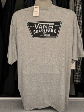 917 NWT Vans Men's Block Graphic Tee Grey XXL